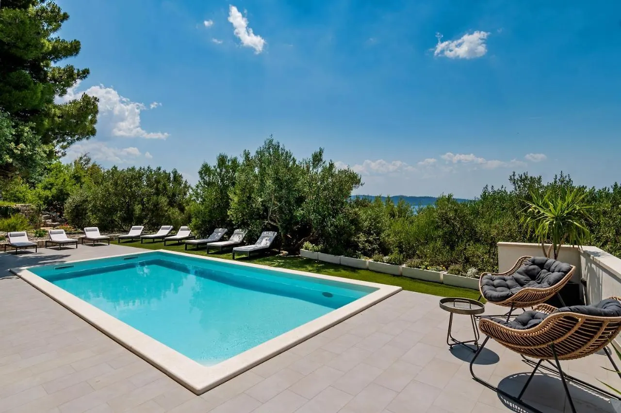 Villa Mare Vista, Kastel Kambelovac Kaštela