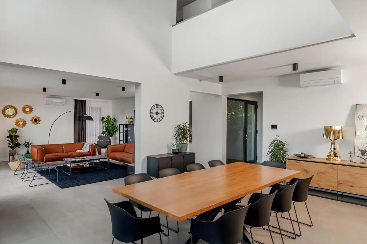 Villa Mare Vista, Kastel Kambelovac Kaštela